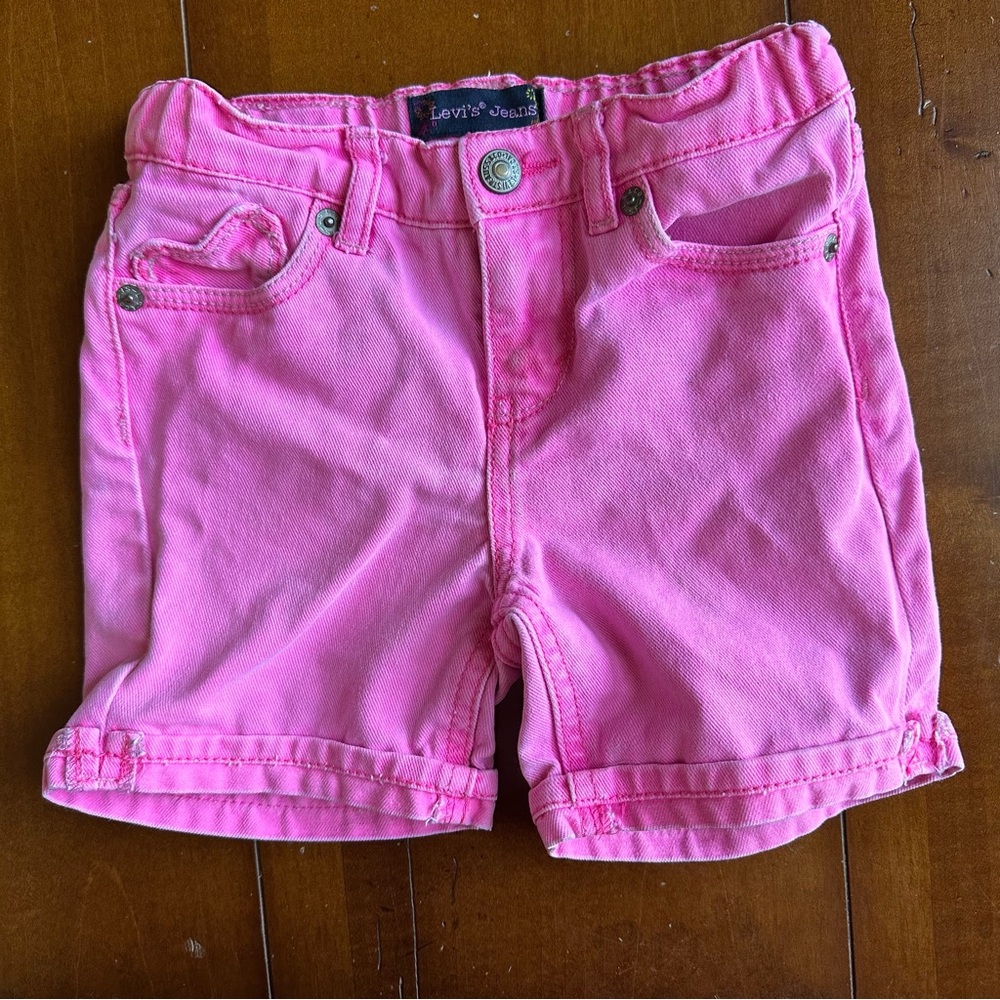 Levi's Girls' Pink Denim Shorts with Heart back pockets - 5 Regular - Cotton